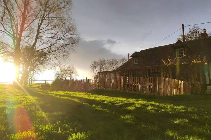 Gîte pour 5 personnes, avec terrasse et jardin