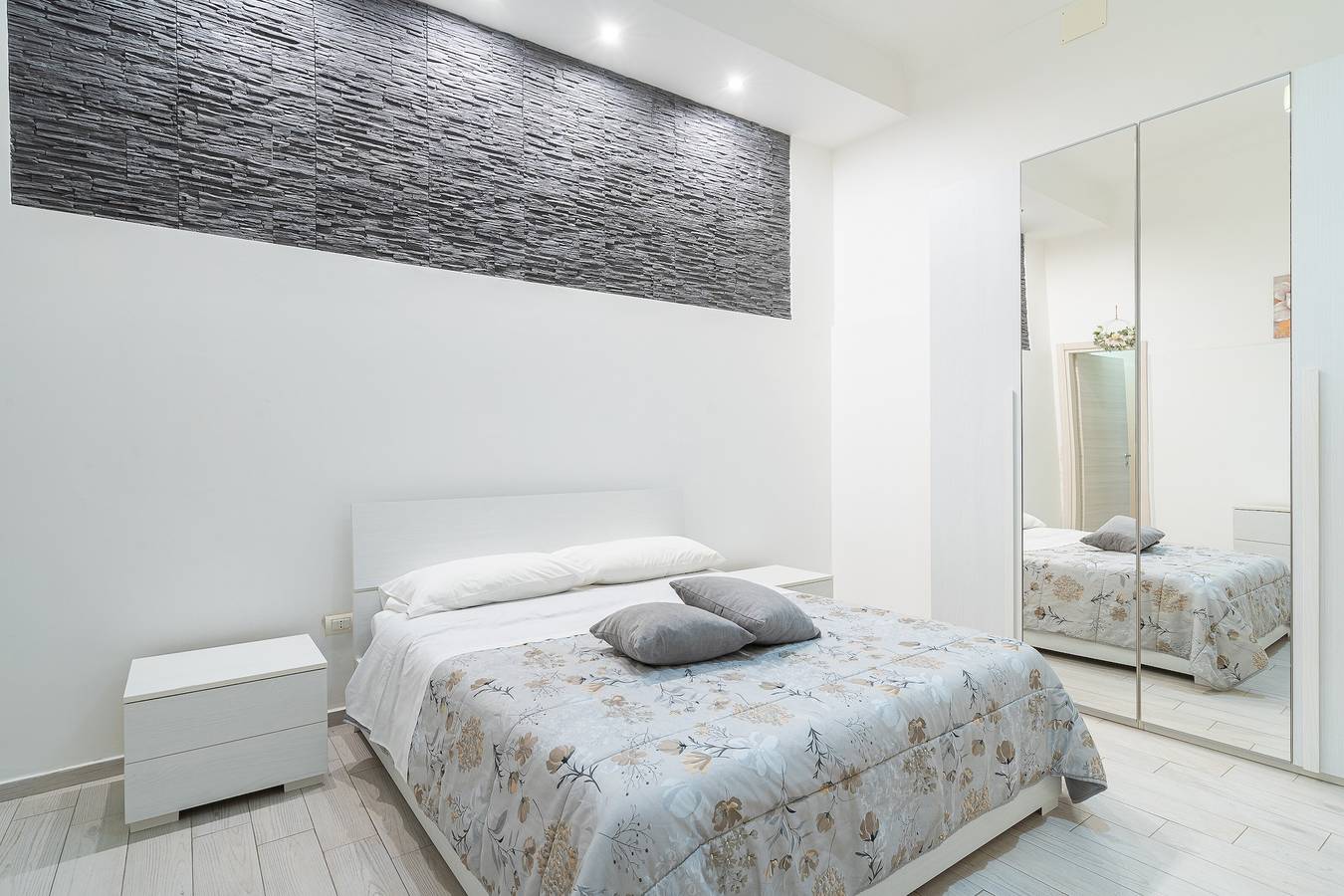 Appartement entier, Appartement 'Dafne Home' avec Wi-Fi et climatisation in Syracuse, Province de Syracuse