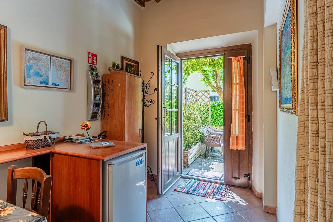 Holiday Home 'Appartamento Paola, 2km from Lucca Walls' with Wi-Fi and Air Conditioning in Lucca, Lucca Province