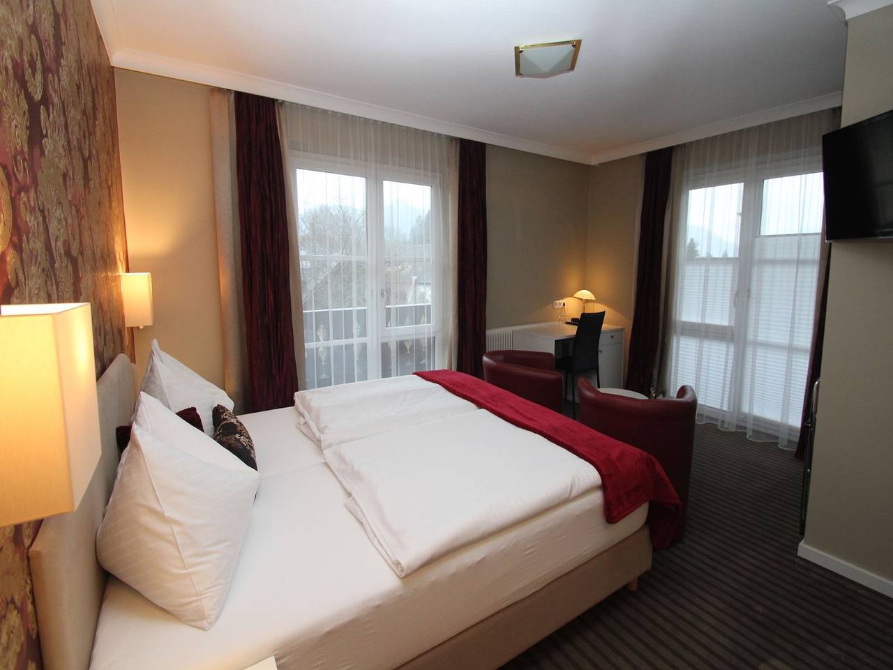 Landgasthof Weissenbach - .Doppelzimmer Komfort in Salzkammergut-Berge, Strobl