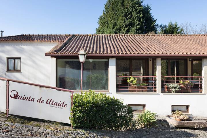 Finca für Gruppen für 20 Personen, mit Garten, mit Haustier in Portugal - 3