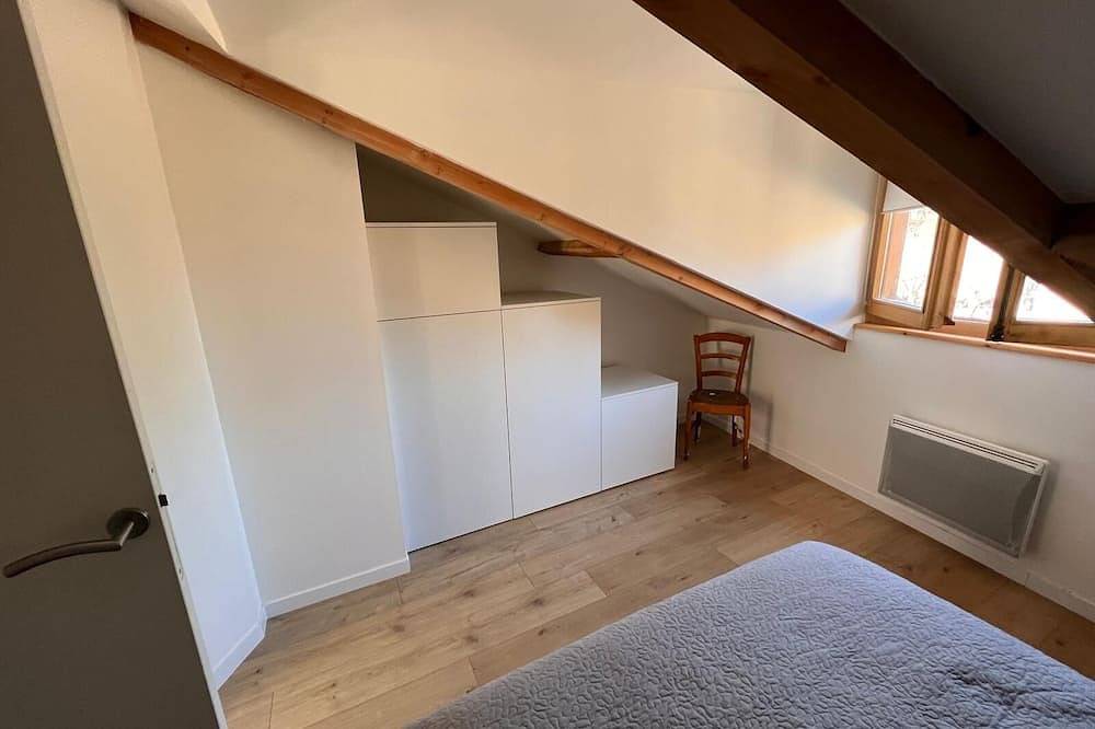 Apartamento entero, Lovely, warm, fully renovated apartment in the center of the village in Ax-les-Thermes, Pirineos franceses