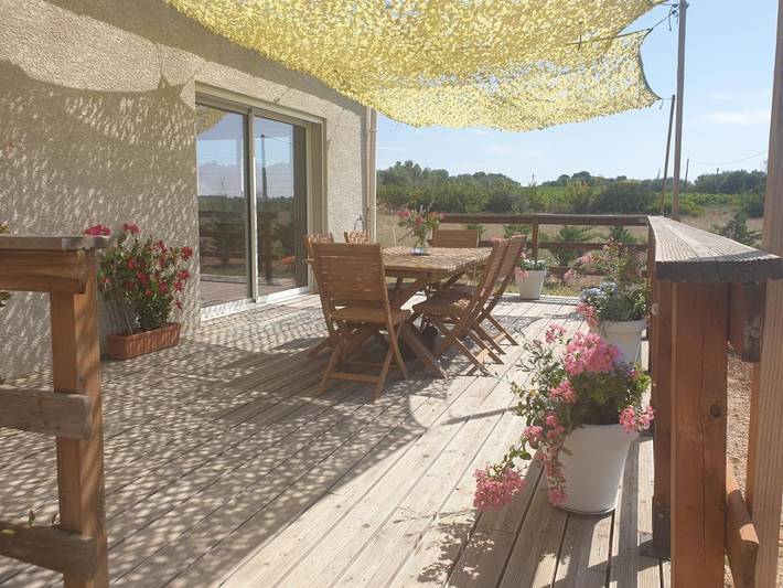 Location de vacances pour 4 personnes, avec piscine ainsi que vue et jardin à Magalas - 3