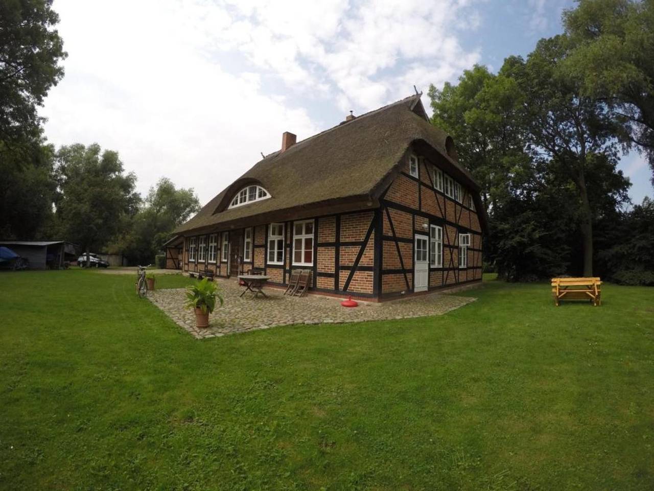 Ganze Ferienwohnung, Altes Pfarrhaus Rappin - Ferienwohnung (Eg) in Rappin, Rügen
