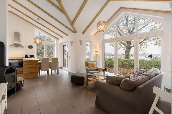 Ferienhaus für 4 Personen, mit Whirlpool und Garten sowie Sauna und Seeblick in Kosel - 3