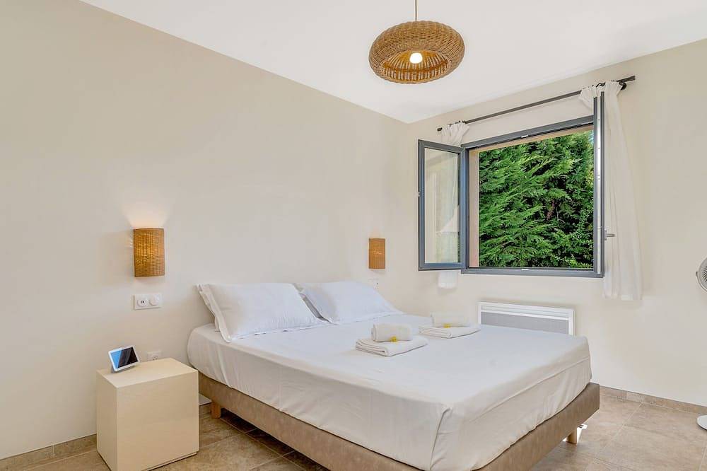 Villa Oliveda | Pool & Home Cinema in Lourmarin, Parc naturel régional du Luberon