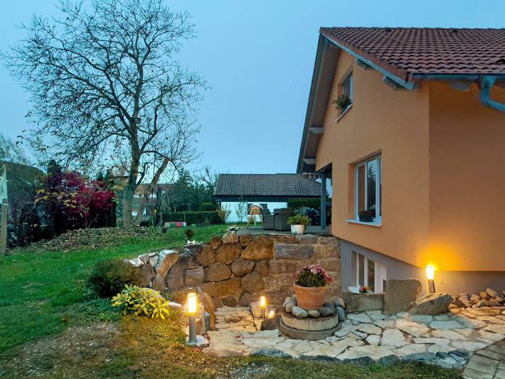 Geheel appartement, Vakantieappartement 'Carpe Diem' met privéterras en wifi in Altshausen, Region Bodensee-Oberschwaben