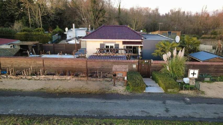 Chambre d’hôte pour 2 personnes, avec Terrasse et Jardin à Estrées