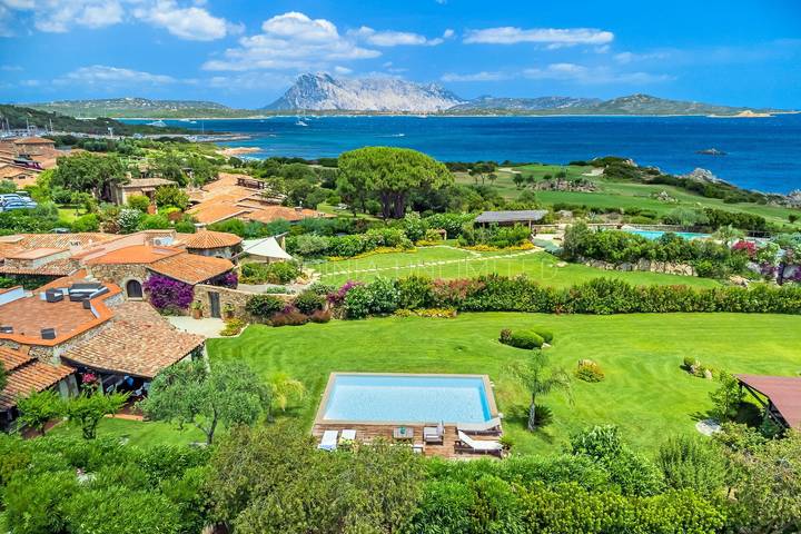 Casa vacanza per 10 persone, con giardino in Puntaldia