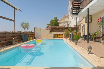 Villa for 2 People in Larnaca District, Photo 1