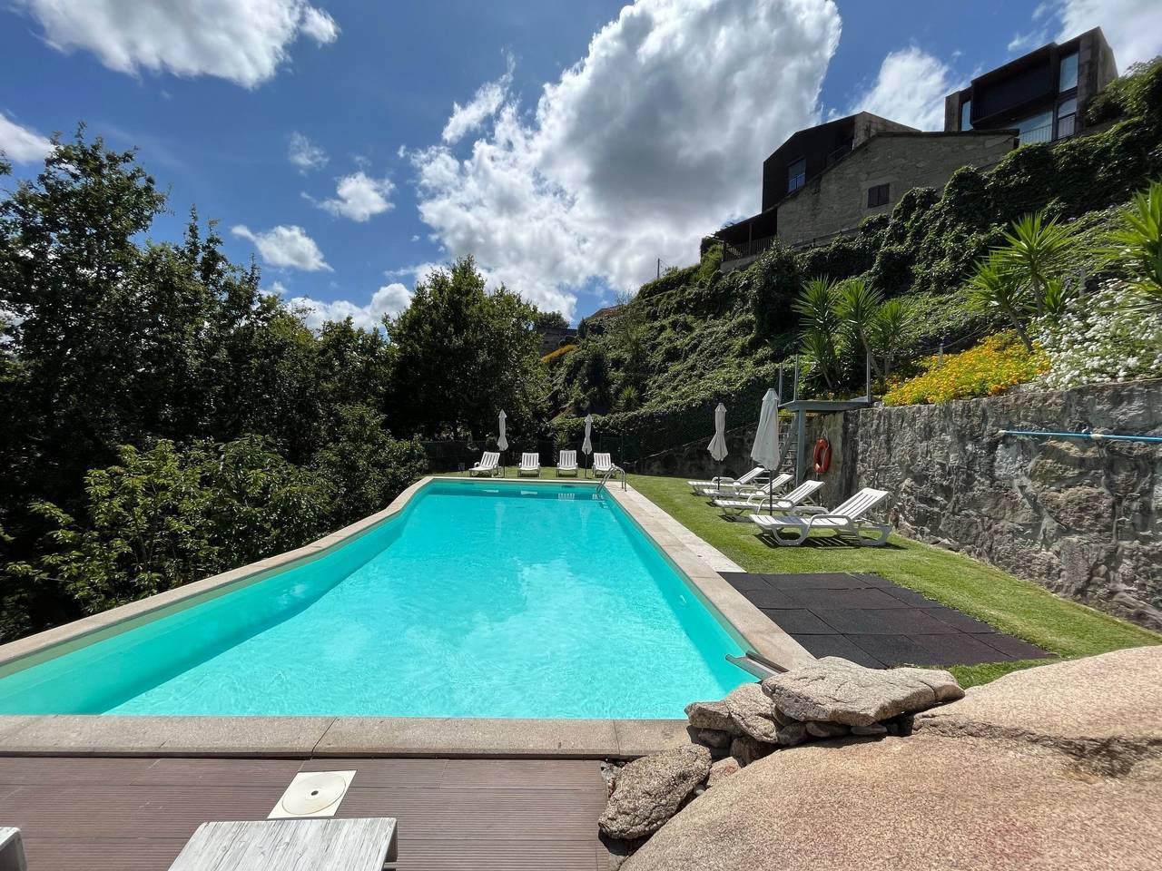 Casas das Olas 3 - Großartige Aussicht, 2 Pools, idealer Ort zum Entspannen und in São Jorge e Ermelo, Distrito de Viana do Castelo