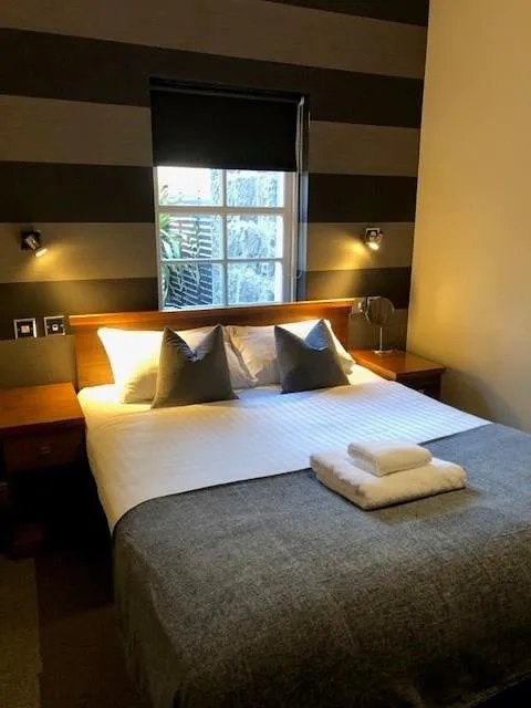 Apartmenthotel für 3 Personen, mit Ausblick und Terrasse - 1