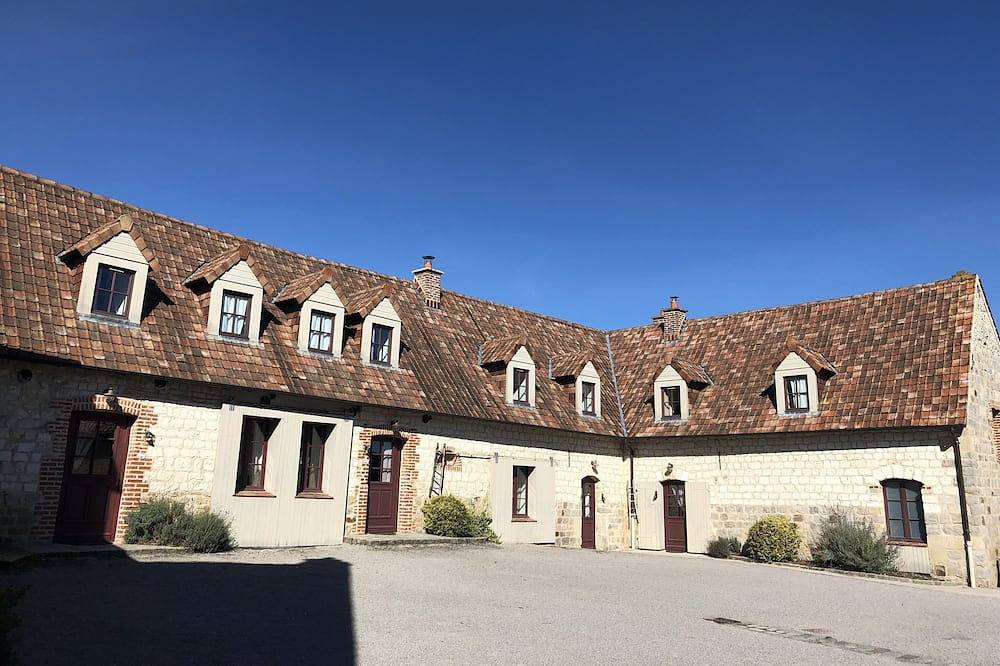 Gîte avec piscine couverte sur la côte d'opale in Tingry, Région de Boulogne-sur-Mer
