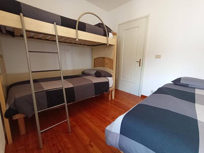 Gîte pour 5 personnes, avec vue et jardin, adapté aux familles à Venzone - 3