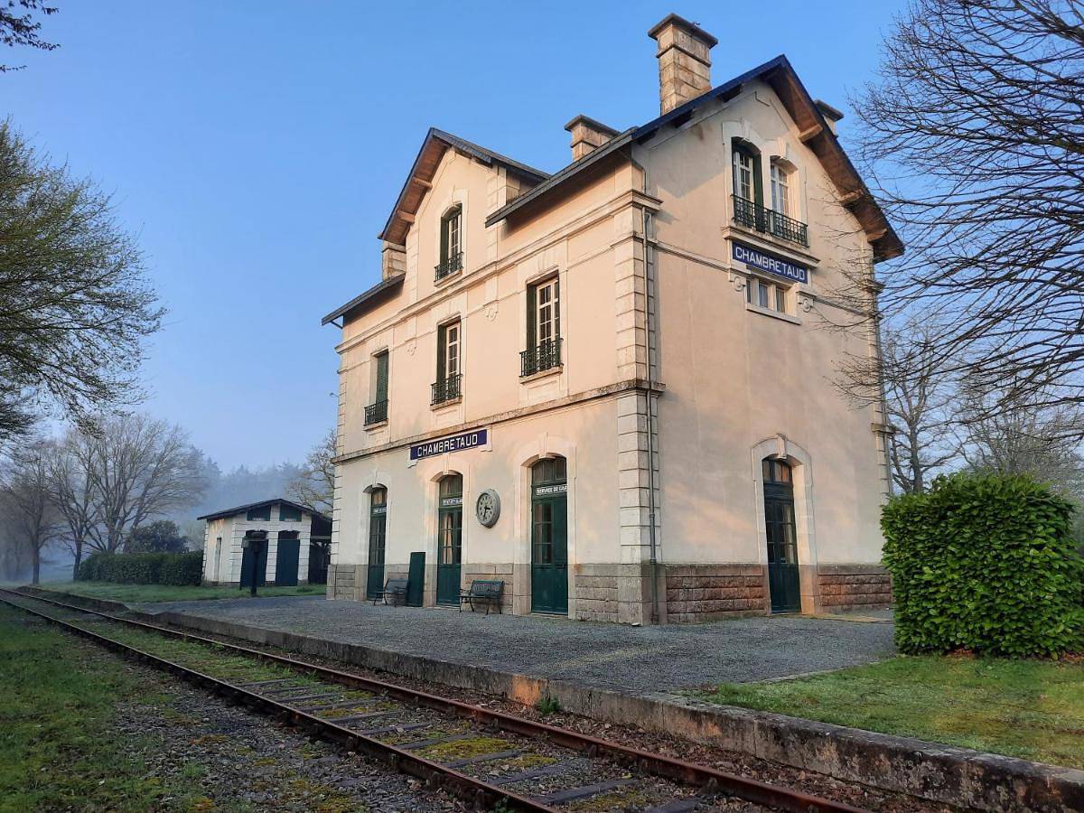La gare de Chambretaud in Chambretaud, Vallée de la Loire