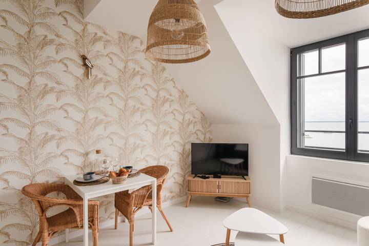 Entire apartment, Ty Peskaiden 2 - Appt vue mer à Cancale in Cancale, Mont-Saint-Michel Bay