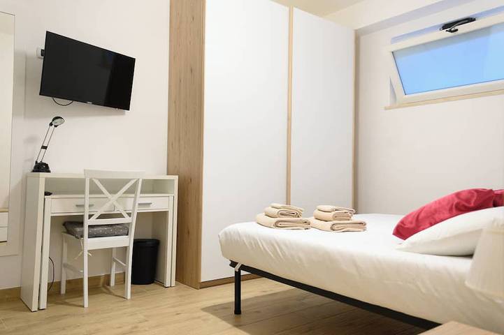 Ganze Wohnung, Visit Rome from a quiet place Frascati in Frascati, Parco Regionale dei Castelli Romani