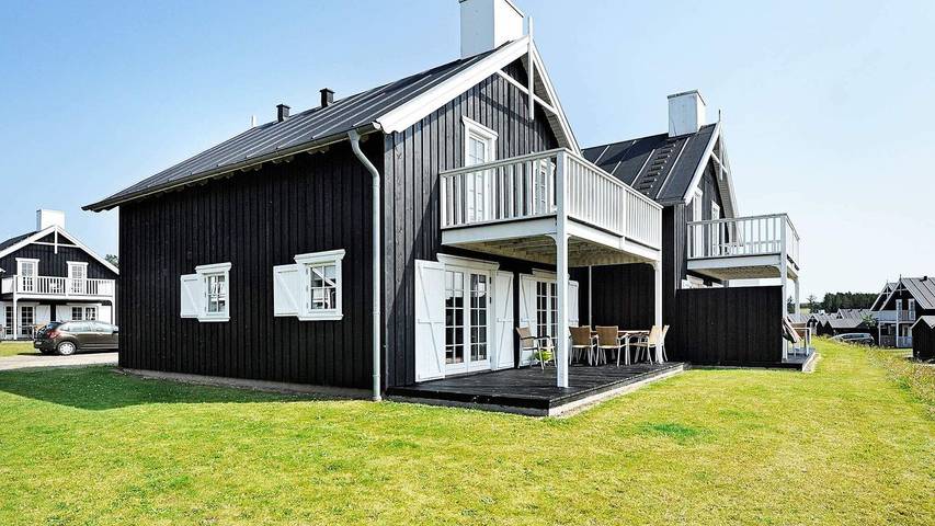 Ferienhaus für 8 Personen, mit Terrasse und Sauna sowie Pool und Whirlpool in Silkeborg