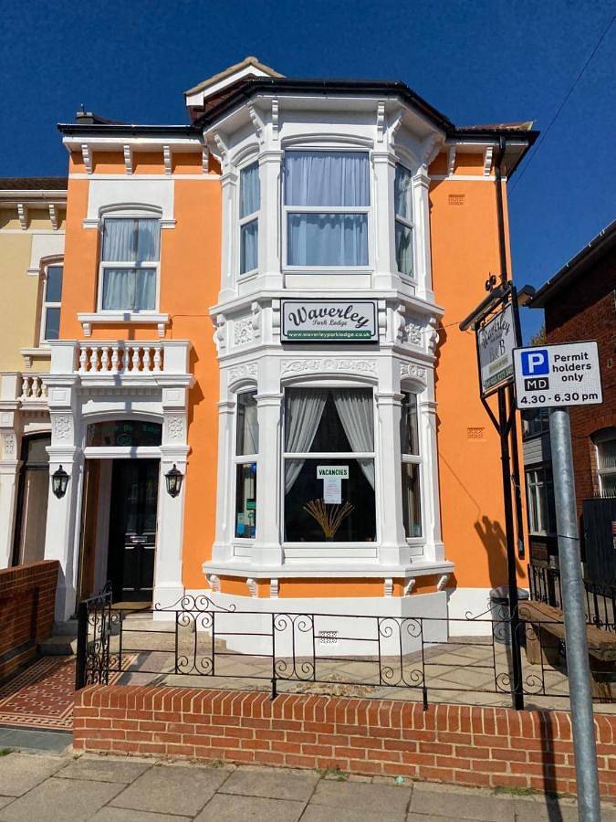 Bed and Breakfast for 2 people in Southsea, Portsmouth