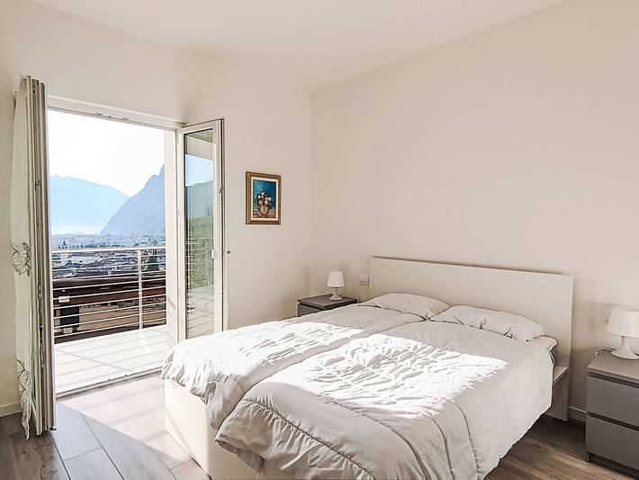 Ferienwohnung für 5 Personen, mit Terrasse und Garten sowie Seeblick und Ausblick in Tenno - 3