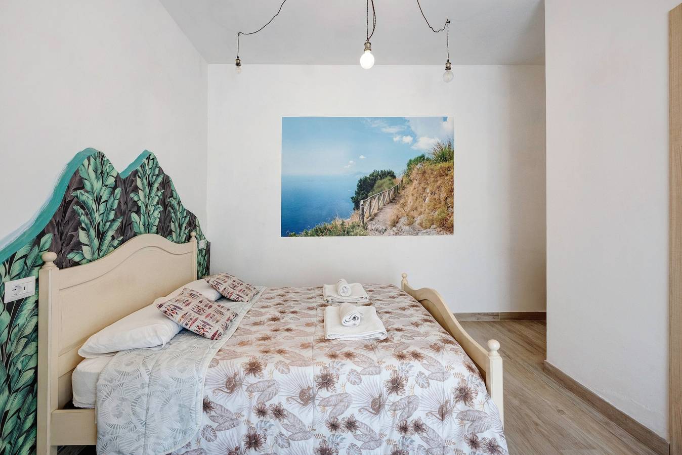 Zimmer 'Camera Sentieri Con Vista Vesuvio' mit Bergblick, Wi-Fi und Klimaanlage in Pimonte, Monti Lattari