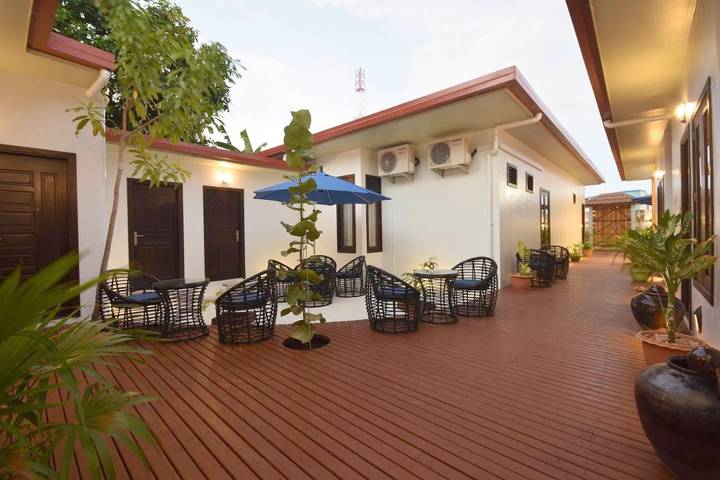 Pousadas e b&b para 3 pessoas, com vista e jardim, adaptado a crianças em Maldivas