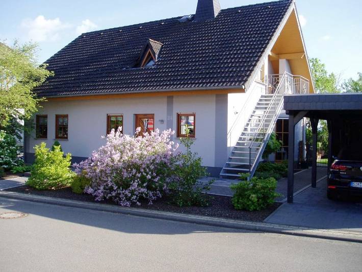 Ferienwohnung für 5 Personen, mit Balkon und Terrasse sowie Ausblick