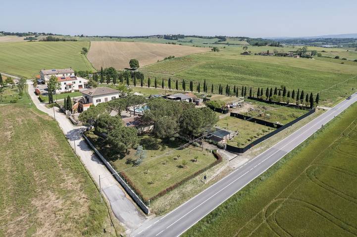 Location de vacances pour 8 personnes, avec jardin, animaux acceptés à Colle di Val d'Elsa - 4