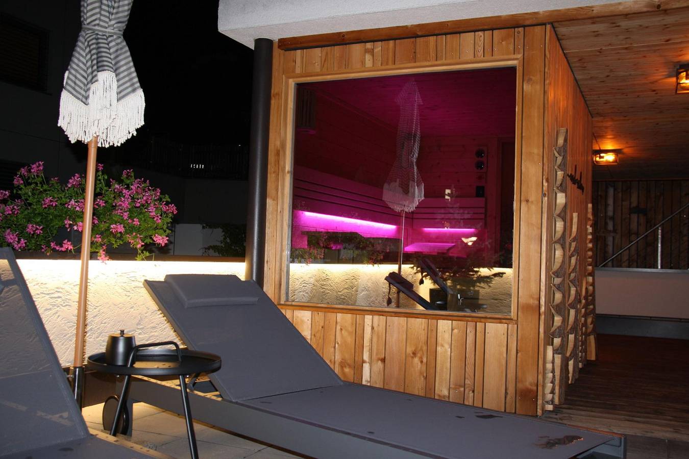 Ganze Ferienwohnung, Appartement "Apart  Bieles Neu" Outdoor-Sauna in Kaunergrat, Kauns