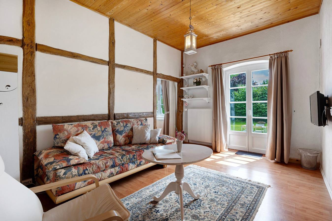 Ganze Wohnung, Ferienwohnung 'Fachwerkzimmer' mit Gemeinschaftsgarten und Wlan in Schlagsdorf, Nordwestmecklenburg (Wismar und Umgebung)