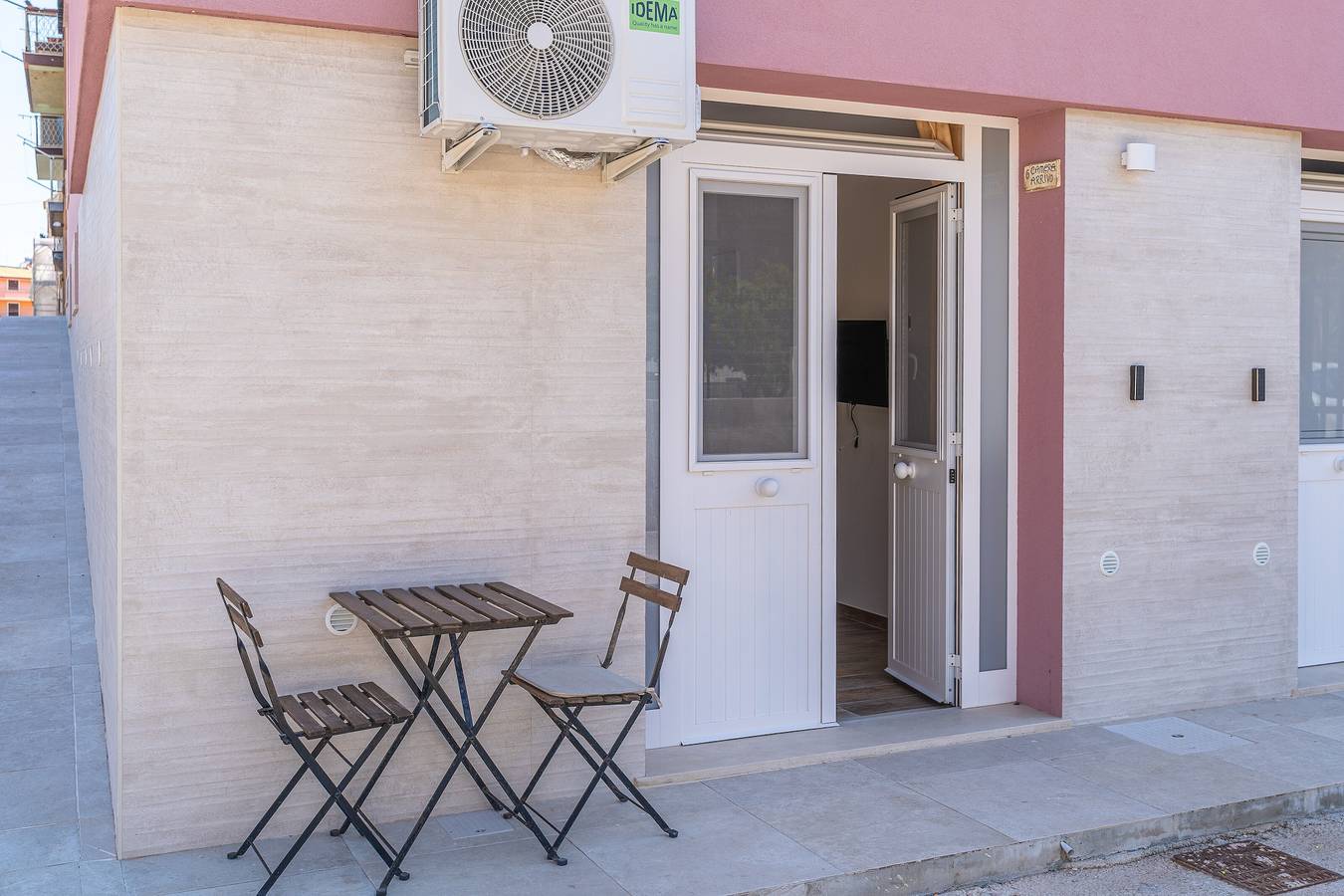 Apartamento entero, Apartamento 'Beb Della Stazione - Arrivo' con Wi-Fi y aire acondicionado in Pachino, Provincia de Siracusa