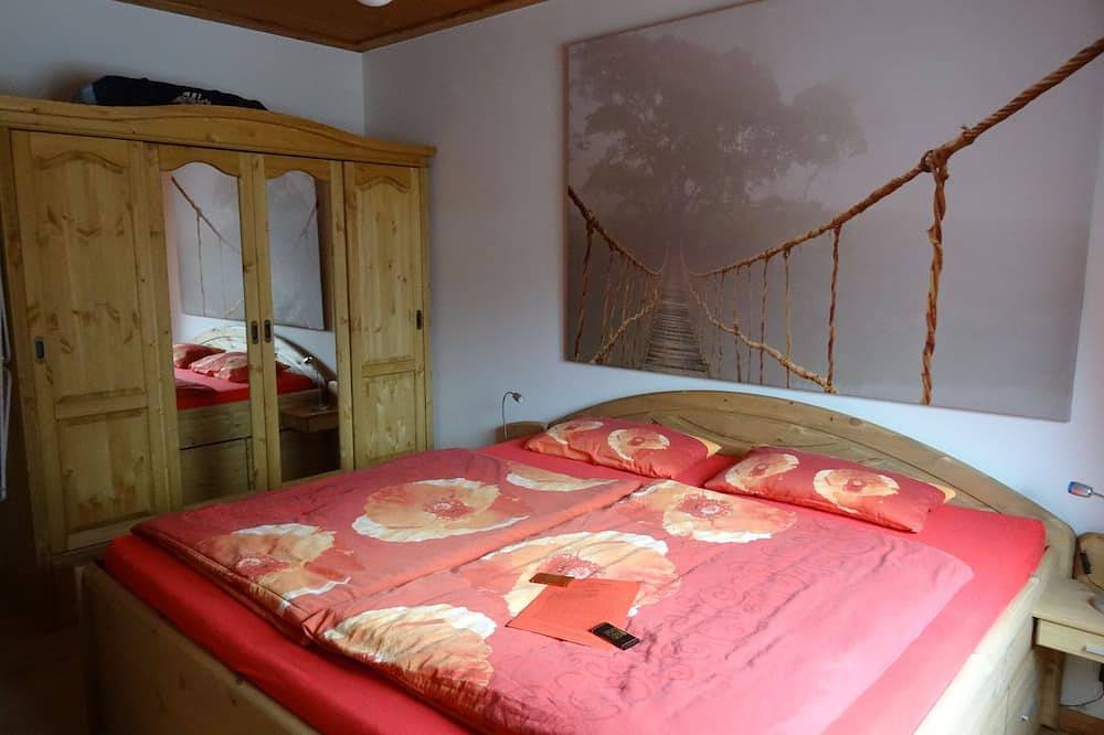 Individuelles 4 *Ferienhaus mit Charme, zentral, ruhig in Seenähe  600m. in Pinnow, Ludwigslust-Parchim