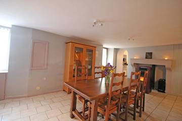 Maison De Vacances pour 9 Personnes dans Thiat, Région de Bellac, Photo 4