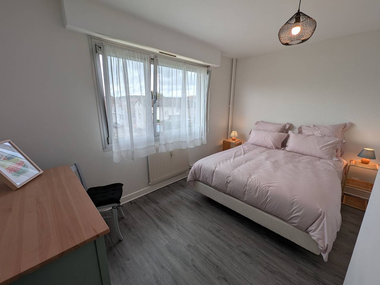 Entire apartment, Cozy apartment in the heart of Luxeuil-les-Bains near spas in Luxeuil-les-Bains, Haute-Saône