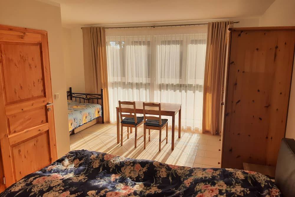 Ganze Wohnung, Ferienwohnung im Grünen-nahe Leipzig in Pegau, Burgenlandkreis