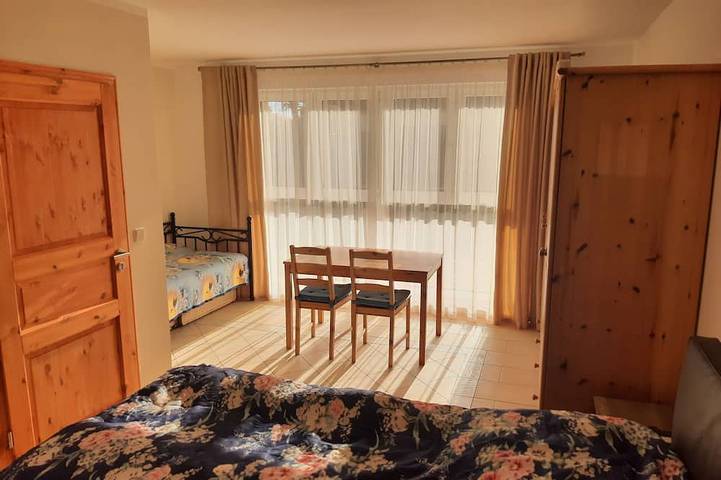 Ganze Wohnung, Ferienwohnung im Grünen-nahe Leipzig in Pegau, Burgenlandkreis