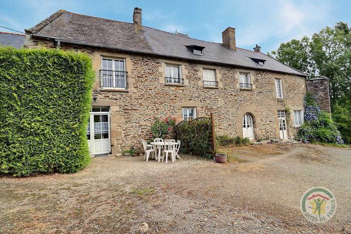Gîte pour 4 personnes, avec Jardin et Vue à Saint-Méloir-des-Ondes