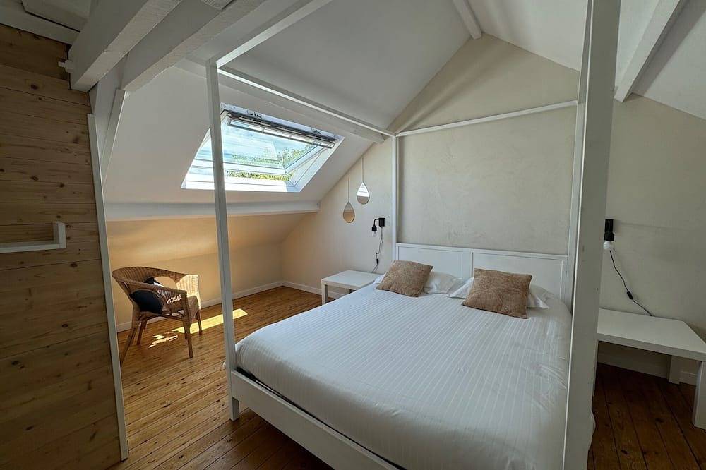 Appartement entier, Appartement-Salle de bain-4 personnes-terrasse in Beauvoir, Baie du Mont-Saint-Michel