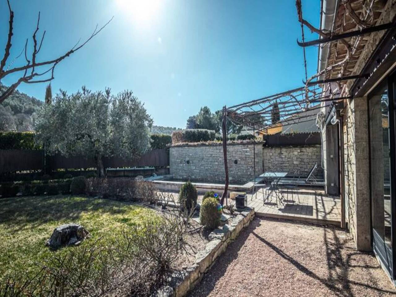 Appartement entier, Maisons & Villas pour 2 Personnes in Lagnes, Parc naturel régional du Luberon