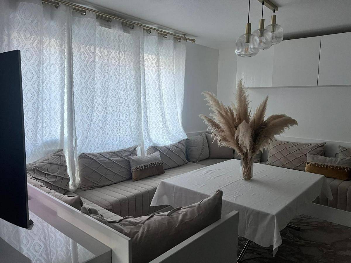 Appartement entier, Douce Escapade Sud 7 pers Wi-Fi parking gratuit in Grabels, Côte méditerranéenne (France)