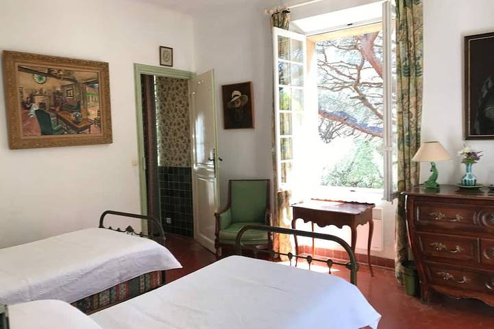 Villa pour 14 personnes, avec jardin et balcon, animaux acceptés à Saint-Tropez - 4