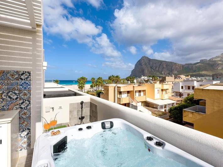Ferienwohnung für 2 Personen, mit Balkon und Whirlpool sowie Pool, kinderfreundlich in San Vito Lo Capo - 4