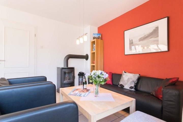 Ferienhaus für 6 Personen, mit Terrasse und Garten am Dierhagen Strand