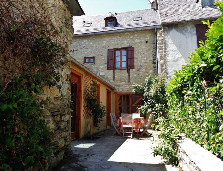 Gîte pour 8 personnes, avec jardin et terrasse