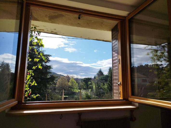 Gîte pour 2 personnes, avec vue ainsi que terrasse et jardin, animaux acceptés à Lasalle - 3