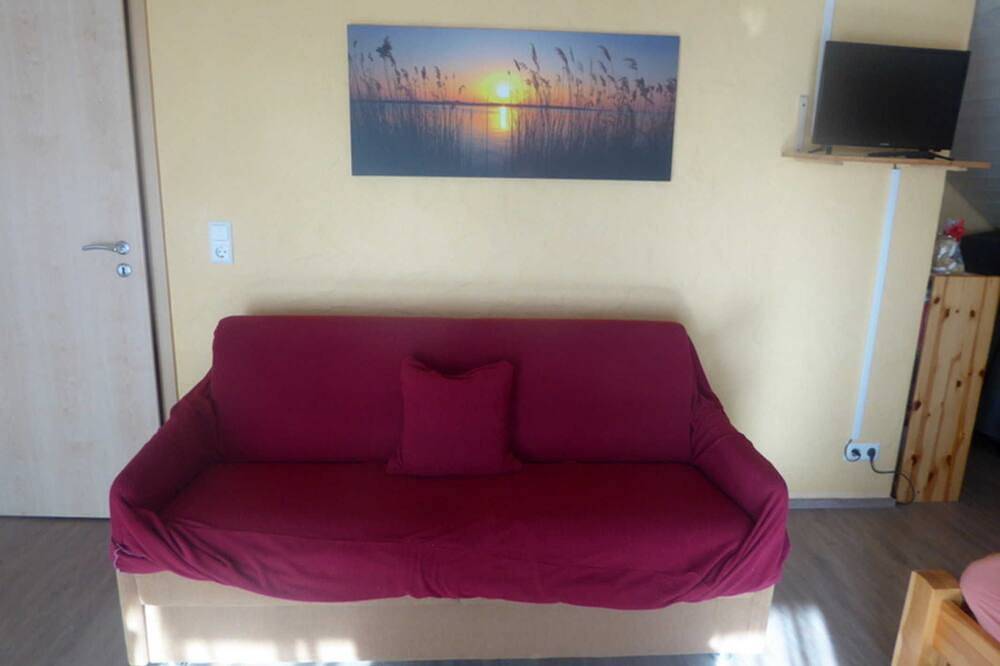 Ganze Wohnung, Doppelzimmer Nr. 1, 20m², Etagenbad, Balkon, max. 3 - Bea´s Gästezimmer in Europa-Park, Herbolzheim