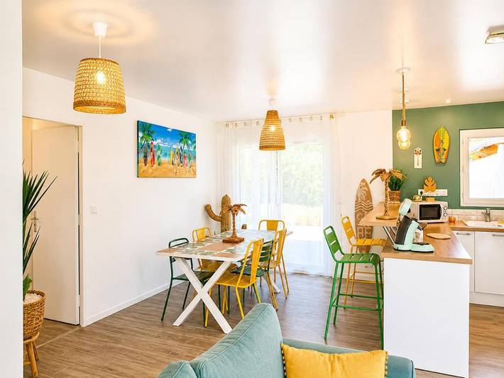 Location de vacances pour 7 personnes, avec jardin ainsi que vue et piscine à Bon-Encontre - 2