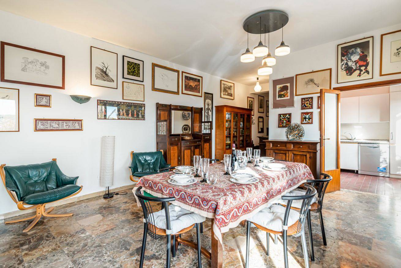 Ganze Wohnung, Ferienwohnung für 2 Personen mit Balkon/Terrasse in Pesaro, Valle del Metauro