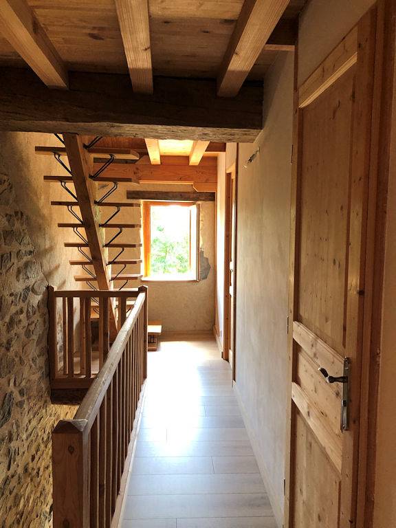 Gîte authentique et cosy à la campagne in Charbonnières-les-Vieilles, Parc naturel régional des Volcans d'Auvergne
