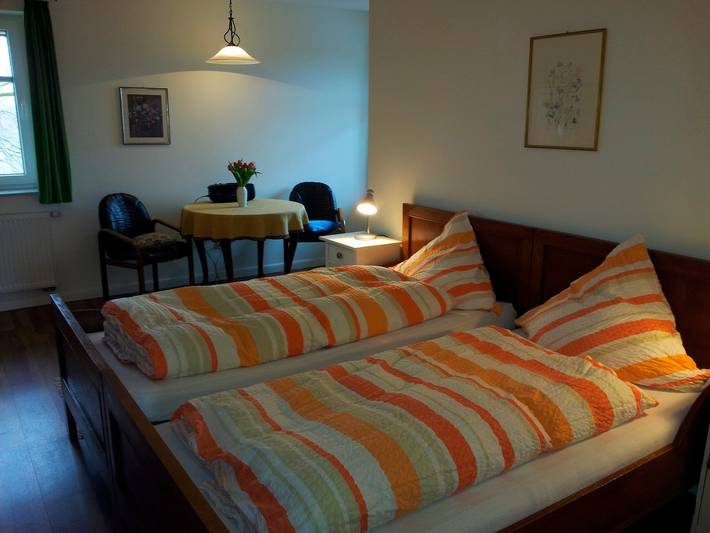 Ferienwohnung für 3 Personen, mit Balkon und Terrasse sowie Garten in Altjellingsdorf - 2